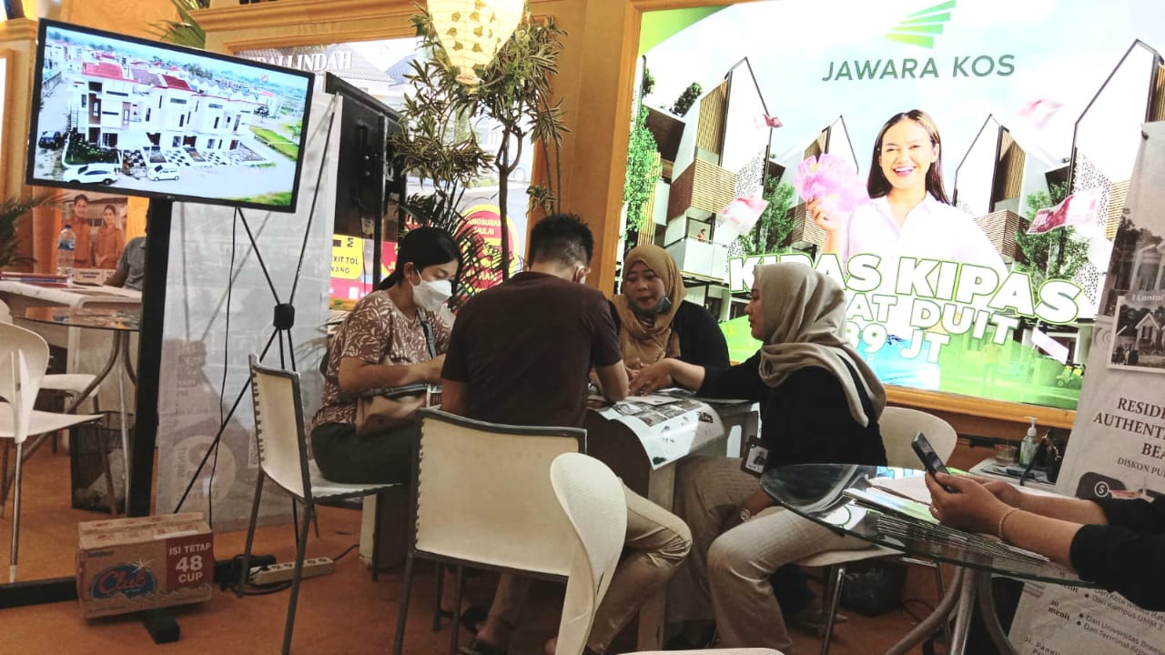 Kunjungan User Ke Stand Pameran Jawara. Photo by inuk