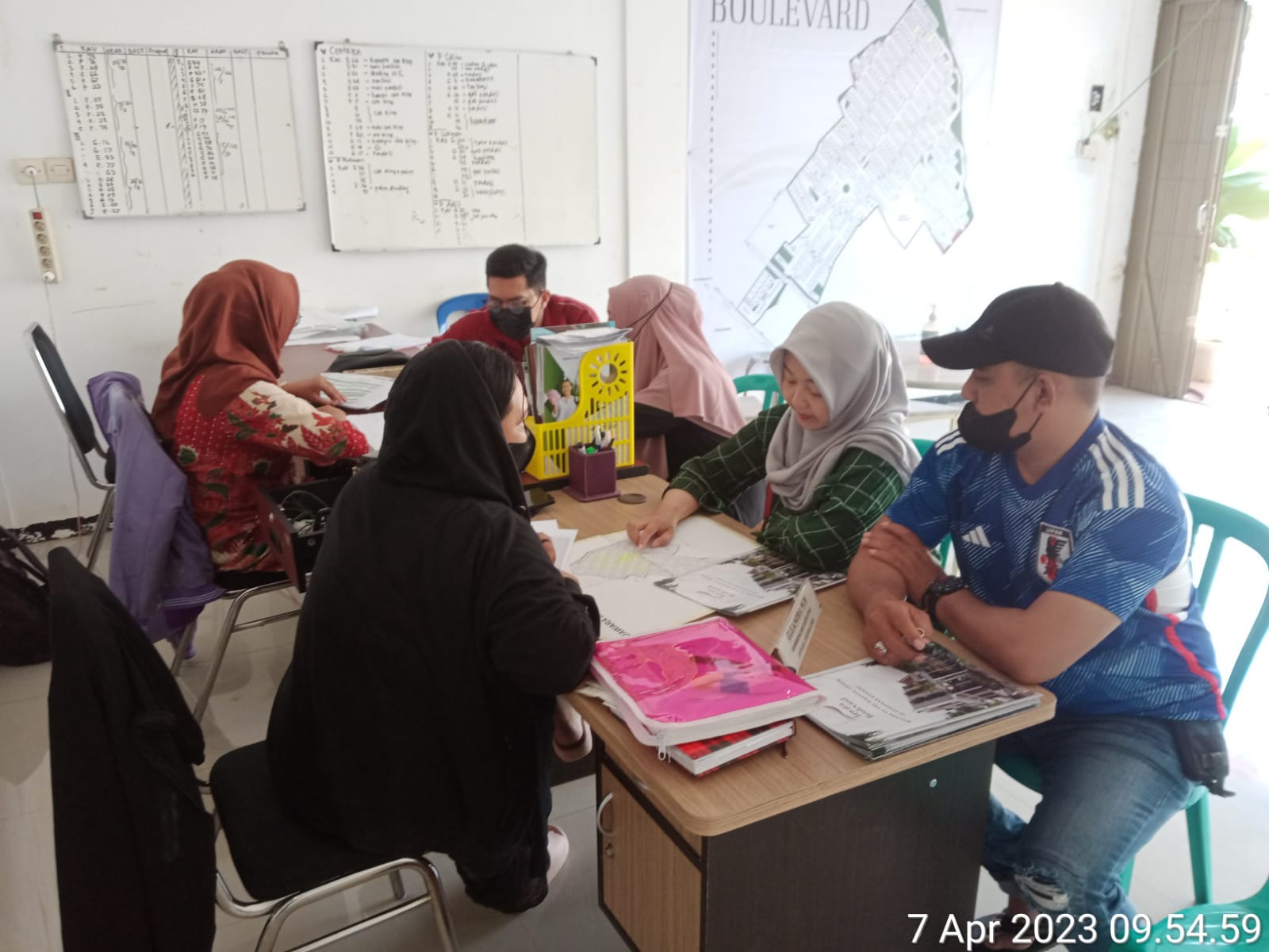 Kunjungan User Ke Jawara Boulevard. Photo by desy