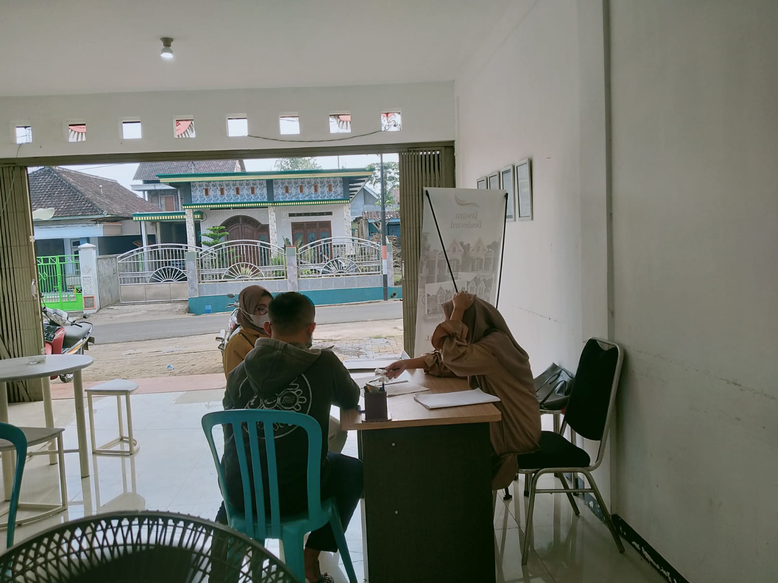 Kunjungan User Ke Jawara Boulevard. Photo by ainun