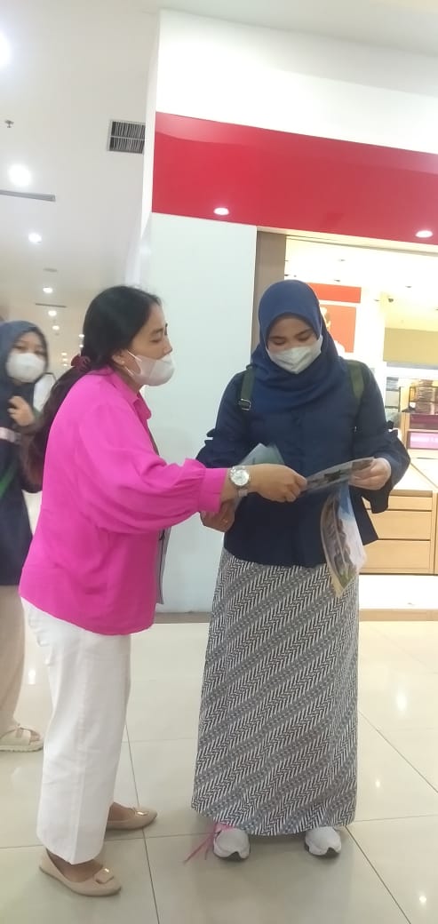 Kunjungan User Ke Stand Pameran Jawara Di MOG. Photo by wiwin