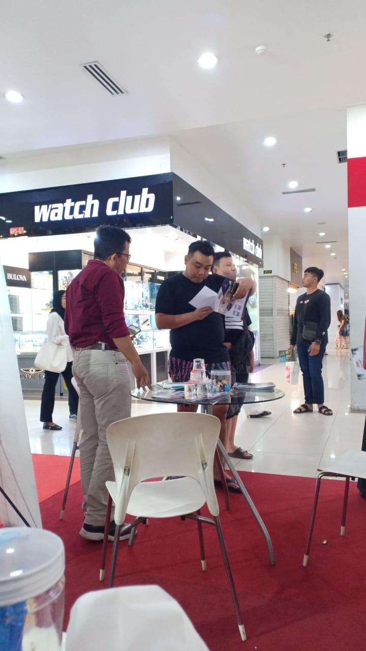 Kunjungan User Ke Stand Pameran Jawara Di MOG. Photo by fitri