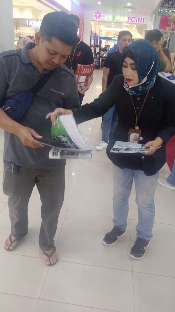 Kunjungan User Ke Stand Pameran Jawara Di MOG. Photo by evin