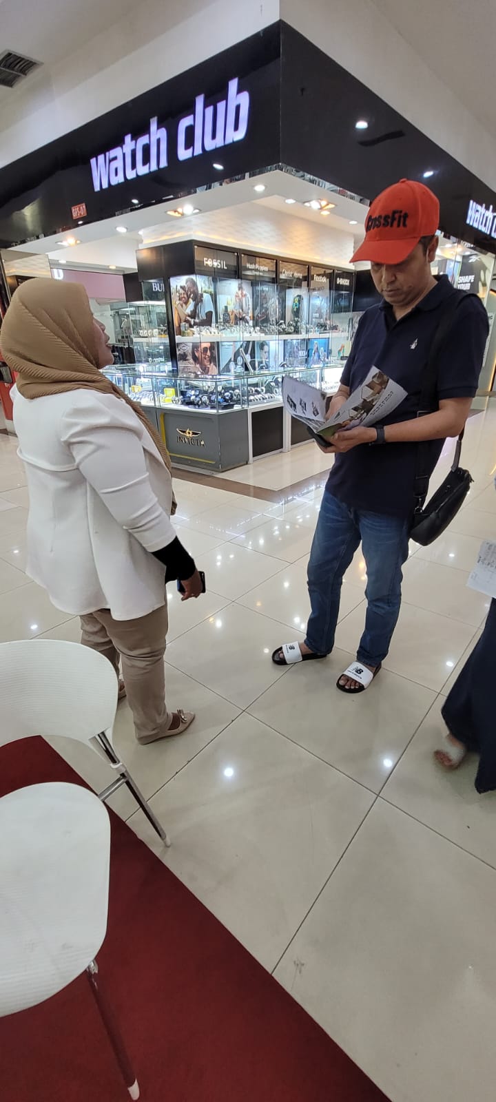 Kunjungan User Ke Stand Pameran Jawara Di MOG. Photo by hakim