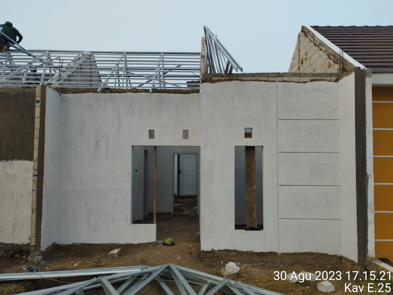 Progres bangun kavling E25 di Jawara Boulevard Langlang Singosari Malang. Photo by rahmad