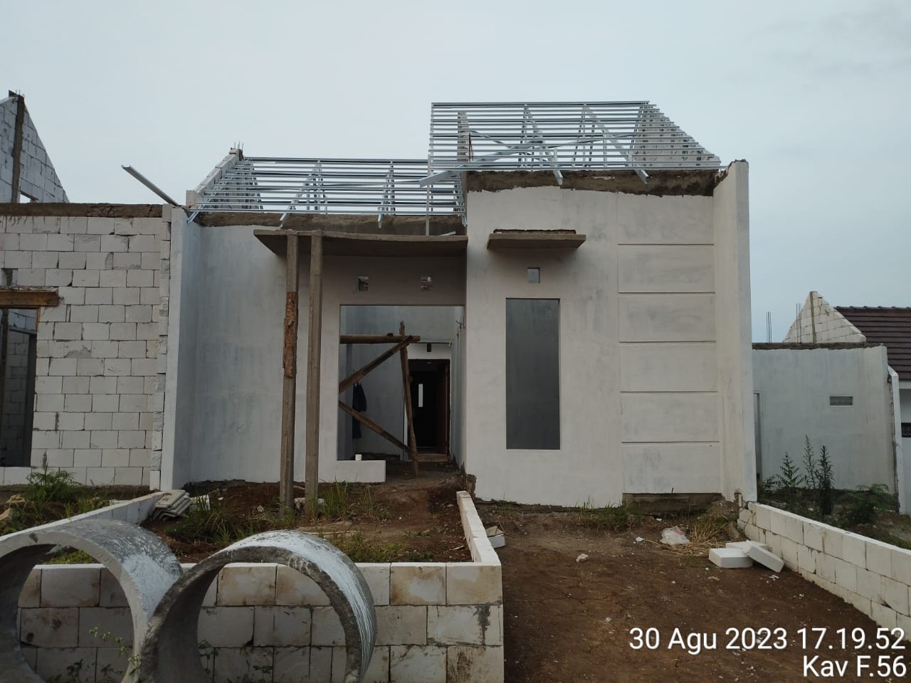 Progres bangun kavling F56 di Jawara Boulevard Langlang Singosari Malang. Photo by rahmad