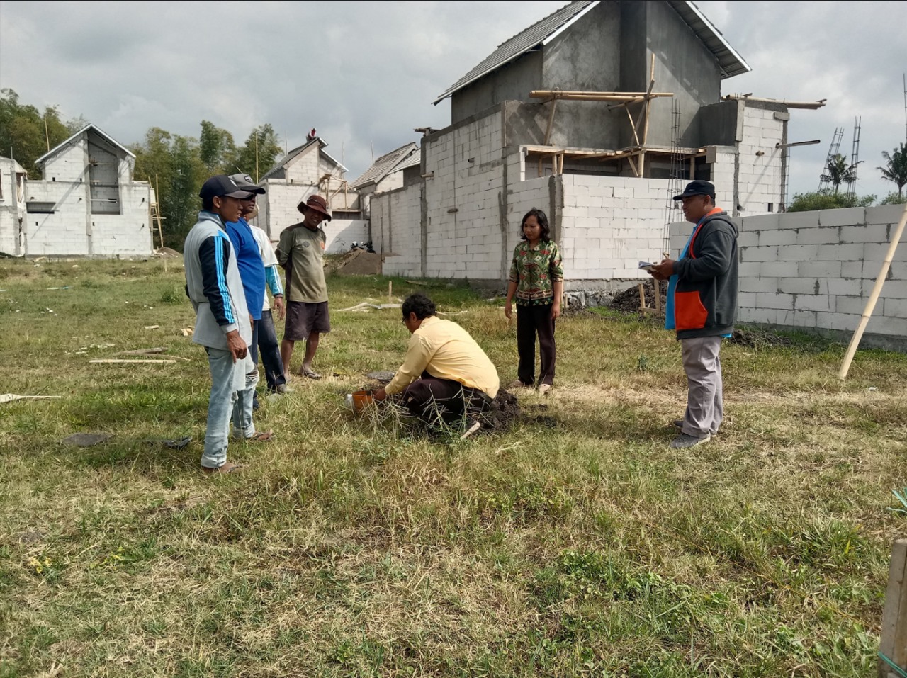 Peletakan batu pertamaÂ F18 di Jawara Land Karangploso Malang. Photo by hikam