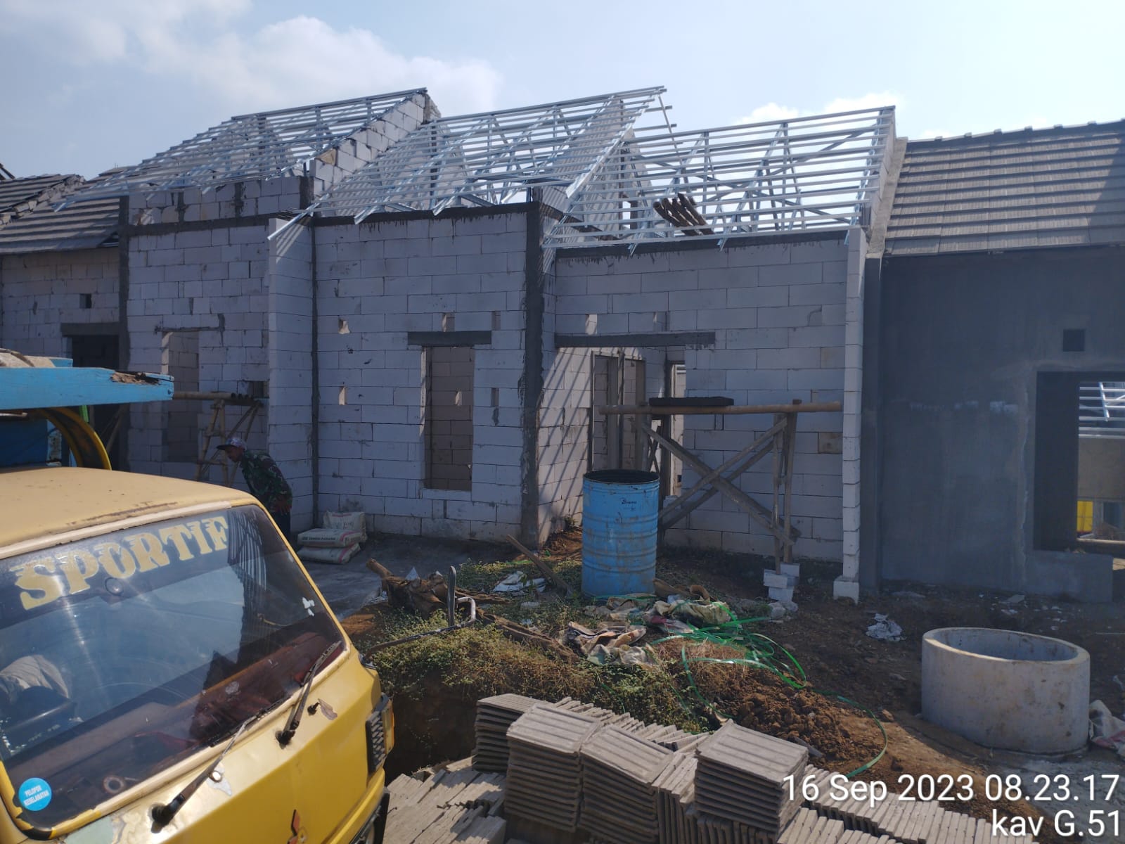 Progres update pembangun  Kavling G 51 di Jawara Boulevard Langlang Singosari Malang. Photo by rahmad