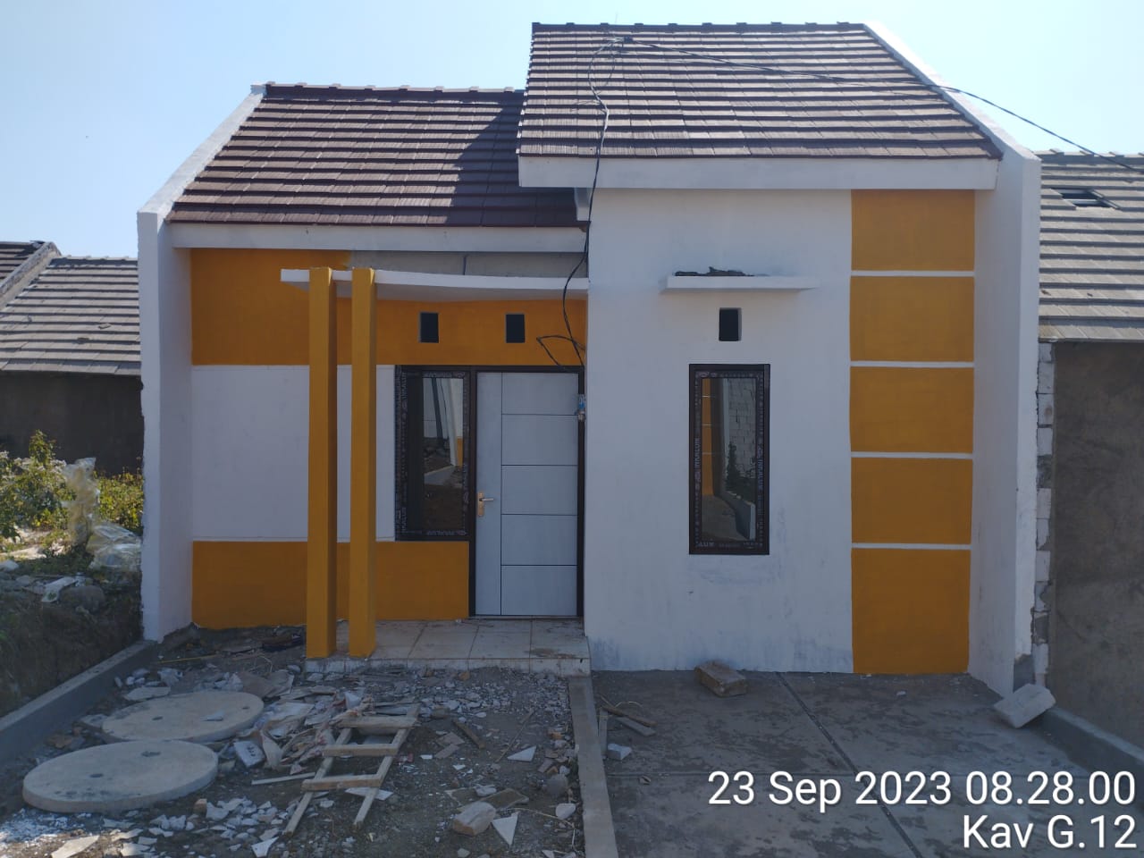 Progres update pembangun  Kavling G-12 di Jawara Boulevard Langlang Singosari Malang. Photo by rahmad