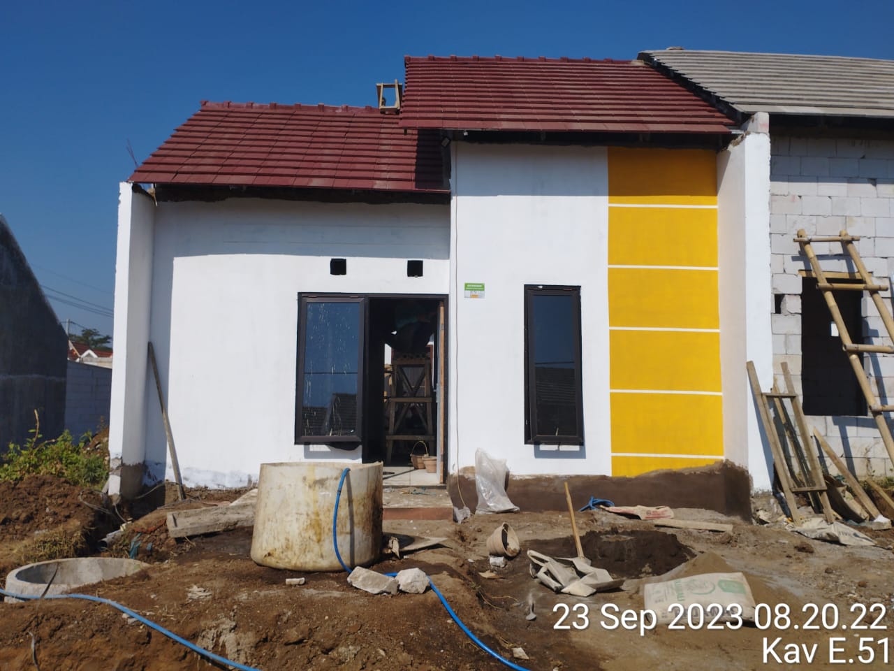 Progres update pembangun  Kavling E51 di Jawara Boulevard Langlang Singosari Malang. Photo by rahmad