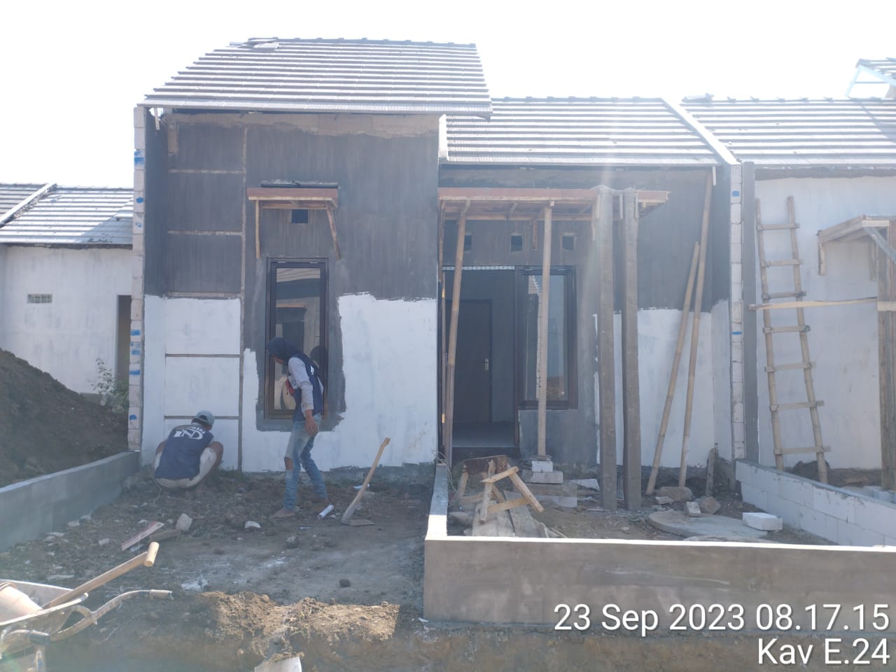 Progres update pembangun  Kavling-E24 di Jawara Boulevard Langlang Singosari Malang