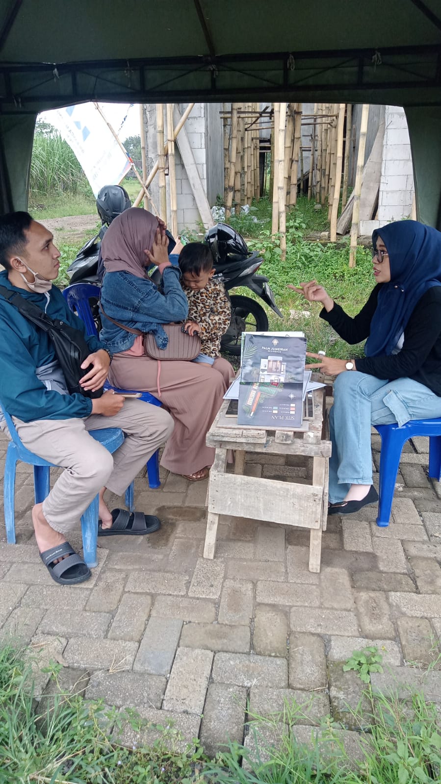 Kunjungan user di perumahan di Malang harga 300 juta an oleh Mbak Dian